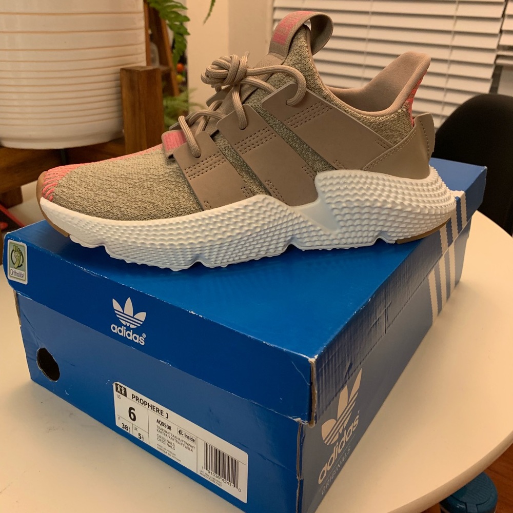 Adidas prophere